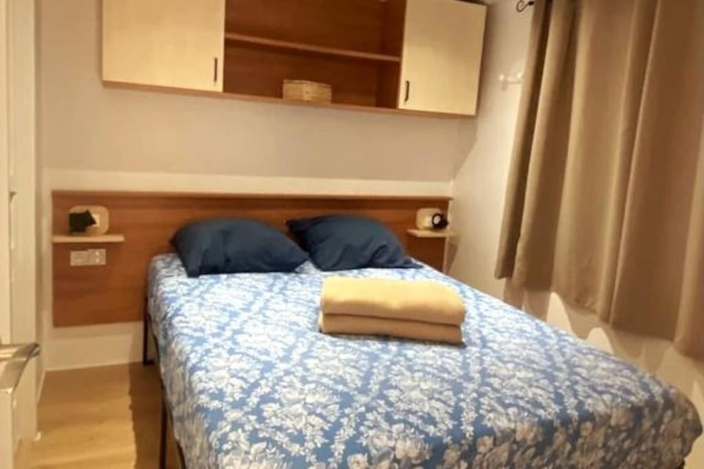 Mobil Home De Patricia Et Franck A Sigean Bagian luar foto