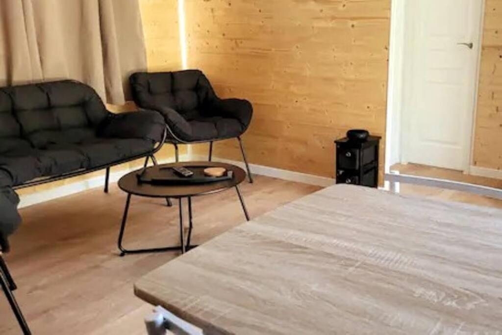 Mobil Home De Patricia Et Franck A Sigean Bagian luar foto