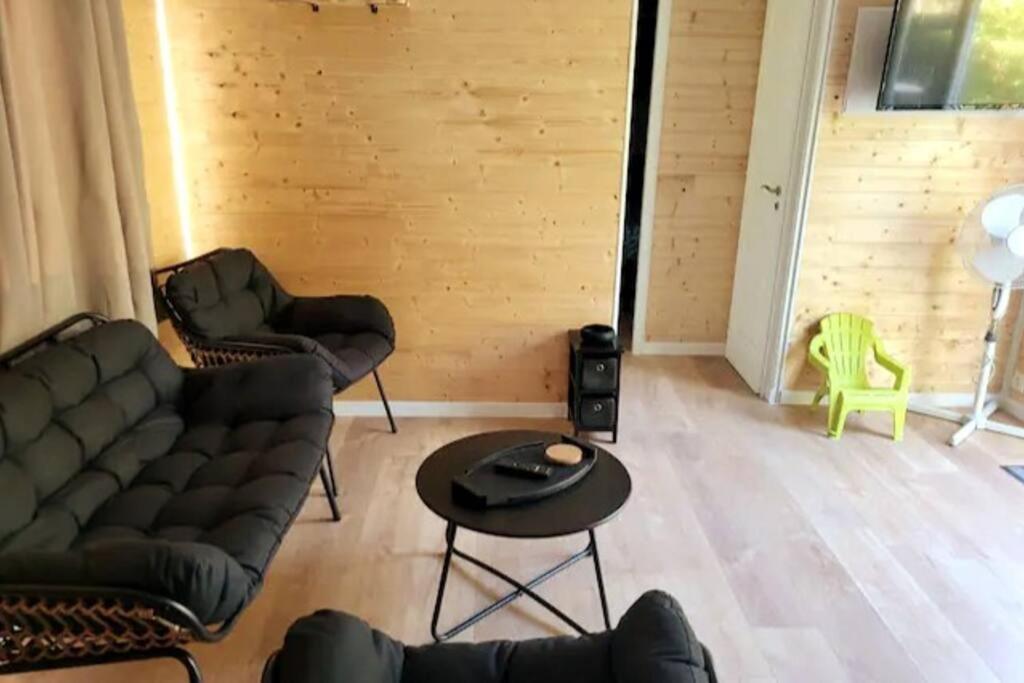 Mobil Home De Patricia Et Franck A Sigean Bagian luar foto