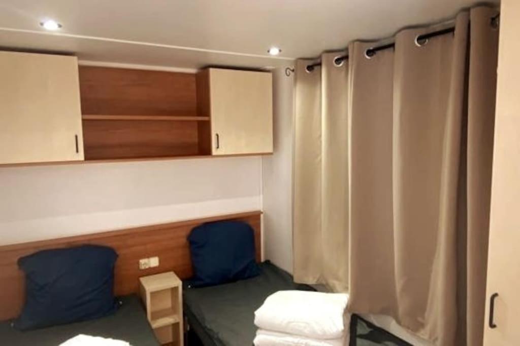 Mobil Home De Patricia Et Franck A Sigean Bagian luar foto